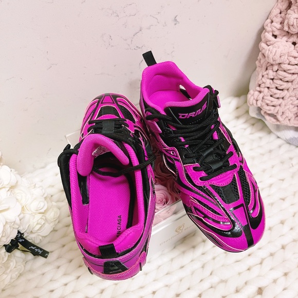 Authentic Balenciaga New Pink and Black Drive Sneakers - Picture 2 of 15